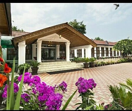 Jamal Resorts Srīnagar Exterior foto